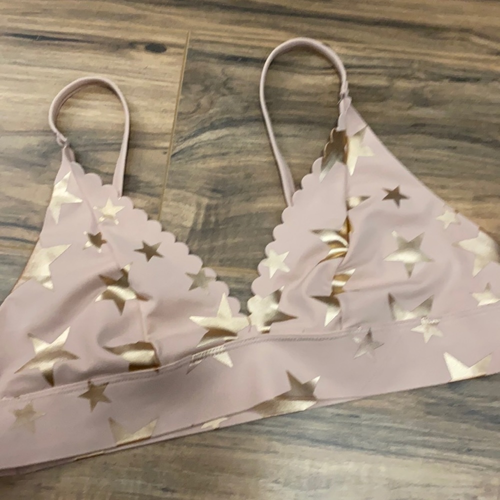 Victoria’s Secret brand new without tags bra💕